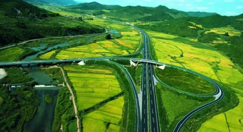 1747194367860524.jpg 吉林鶴大高速公路機(jī)電工程-1.jpg